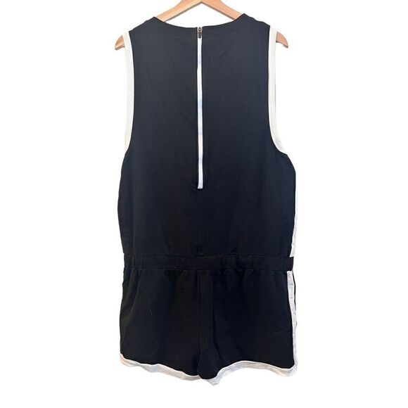 Fabletics back zip up romper tie waist. XXL - Picture 2 of 4